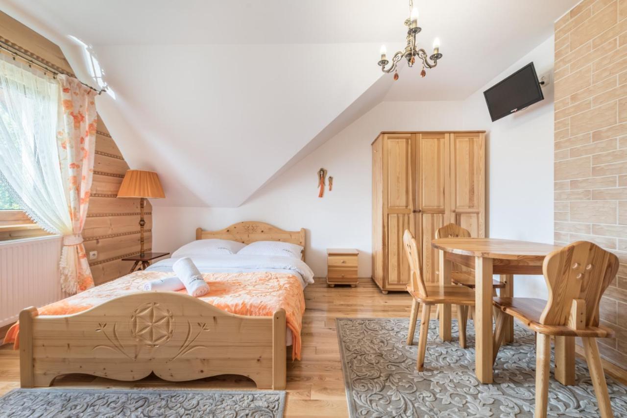 Goralski Dworek Czarna Góra Buitenkant foto